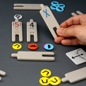 In a Grove juego de mesa en inglés Oink Games componentes