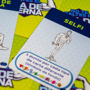 Tablero y Componentes del juego de mesa No te saltes el día de pierna en Español por la editorial Maldito Games