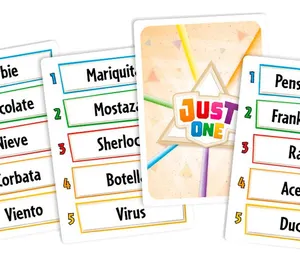 Componentes y cartas del juego de mesa Just One en Español por la editorial Repos
